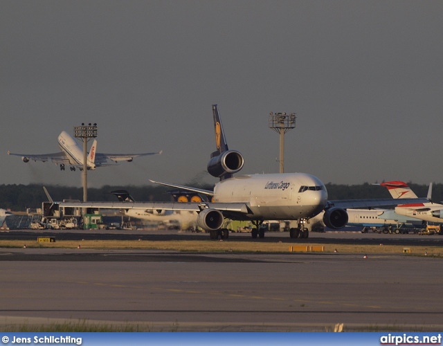 D-ALCB, McDonnell Douglas MD-11-F, Lufthansa Cargo