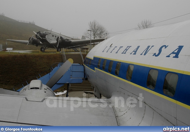 D-ALEM, Lockheed Super Constellation L1049G, Lufthansa