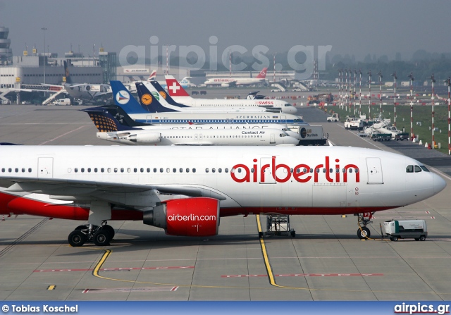D-ALPB, Airbus A330-200, Air Berlin
