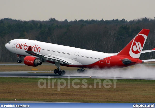 D-ALPE, Airbus A330-200, Air Berlin