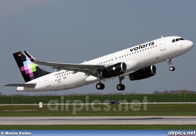 D-AUBI, Airbus A320-200, Volaris