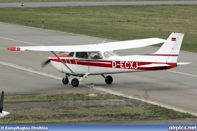 D-ECXJ, Cessna 172M Skyhawk, Private