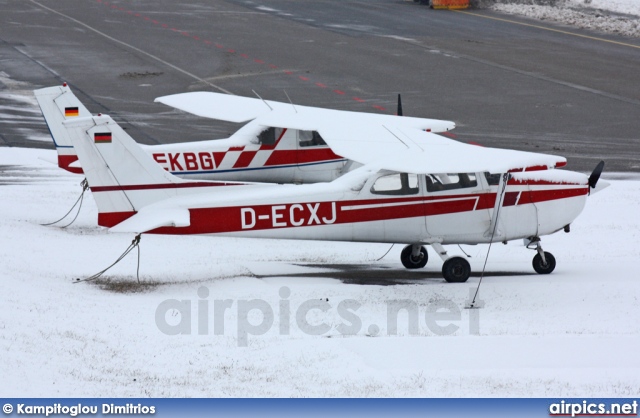 D-ECXJ, Cessna 172M Skyhawk, Private