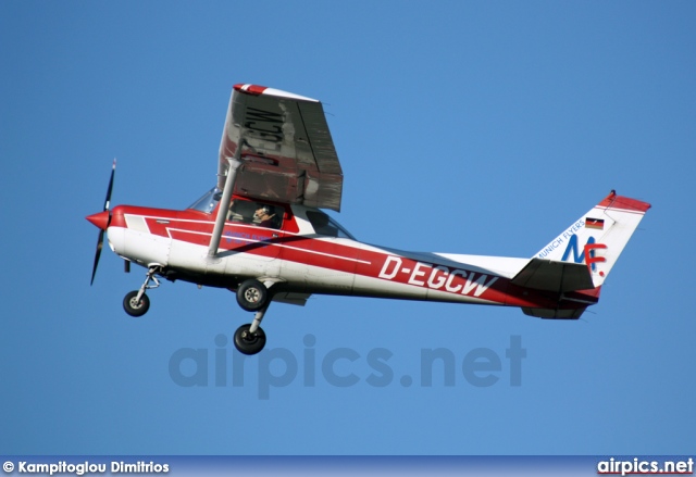 D-EGCW, Cessna 152, Munich Flyers