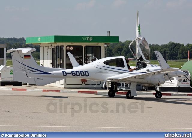 D-GDDD, Diamond DA42 Twin Star, Private