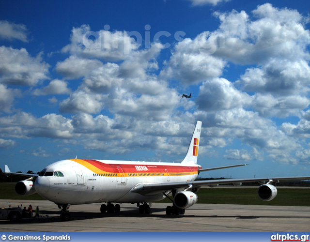 EC-GUP, Airbus A340-300, Iberia