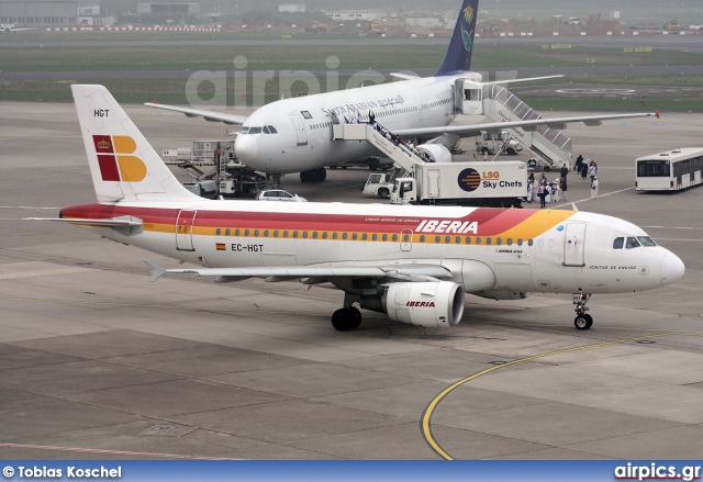 EC-HGT, Airbus A319-100, Iberia
