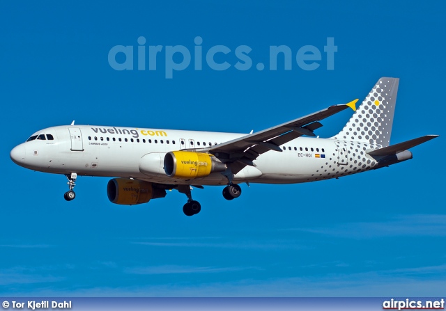 EC-HQI, Airbus A320-200, Vueling