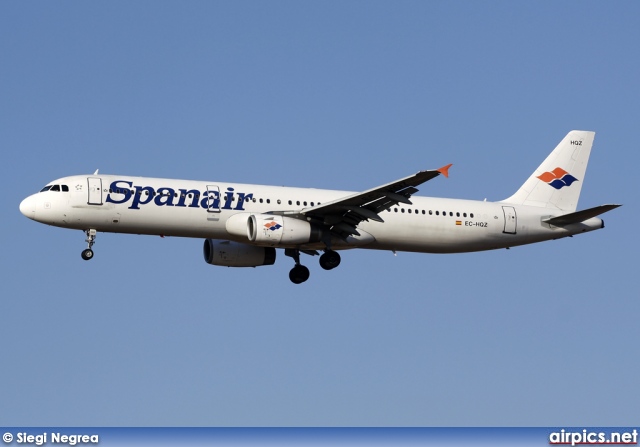 EC-HQZ, Airbus A321-200, Spanair