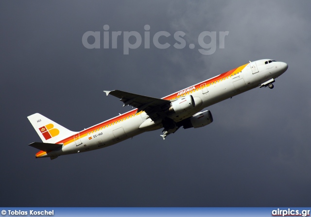 EC-HUI, Airbus A321-200, Iberia