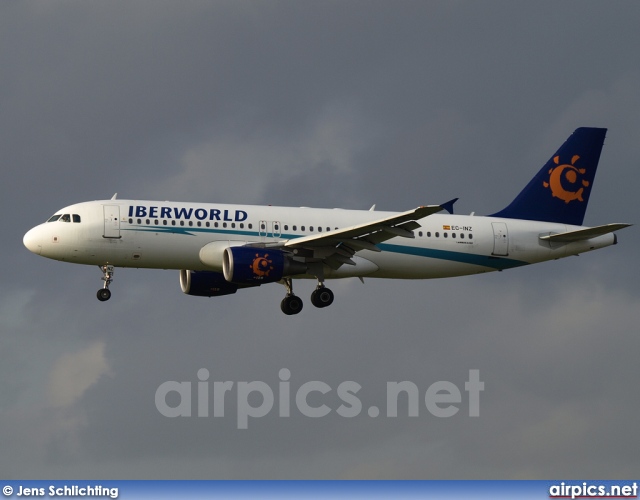 EC-INZ, Airbus A320-200, Iberworld