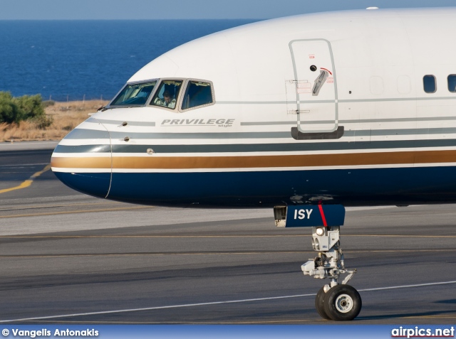 EC-ISY, Boeing 757-200, Privilege Style