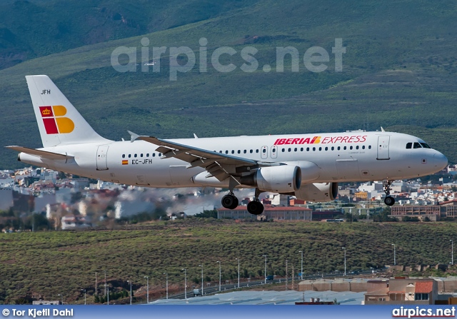 EC-JFH, Airbus A320-200, Iberia Express