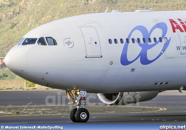 EC-JQQ, Airbus A330-200, Air Europa