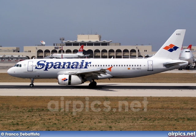 EC-KEC, Airbus A320-200, Spanair