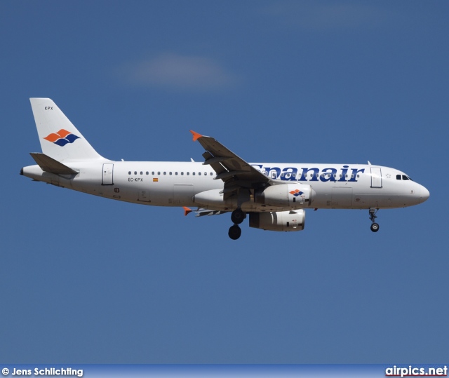 EC-KPX, Airbus A320-200, Spanair