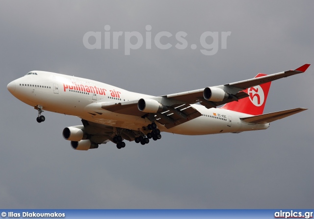 EC-KQC, Boeing 747-400, Pullmantur Air