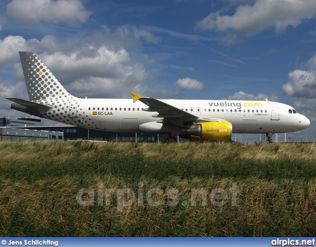 EC-LAA, Airbus A320-200, Vueling