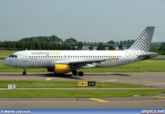 EC-LAA, Airbus A320-200, Vueling