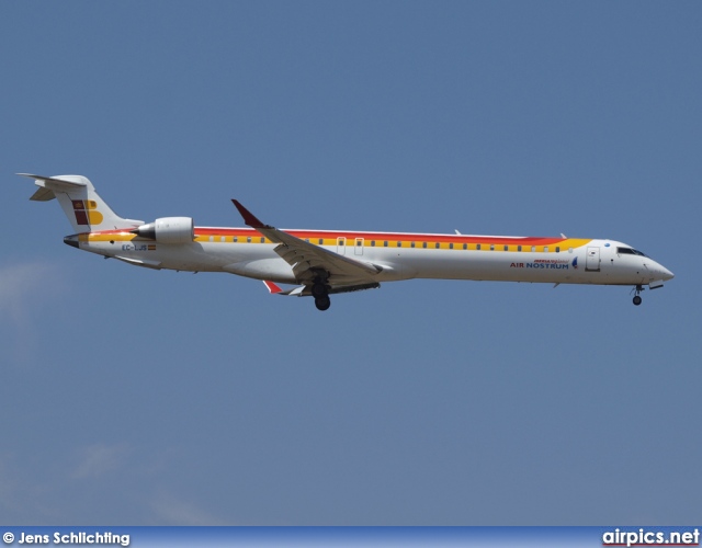 EC-LJS, Bombardier CRJ-1000, Air Nostrum (Iberia Regional)