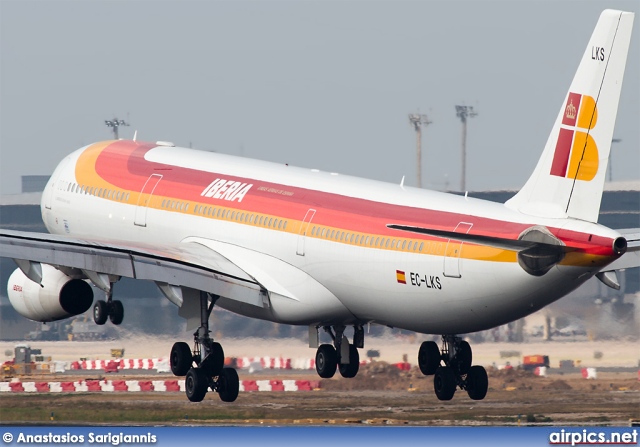 EC-LKS, Airbus A340-300, Iberia