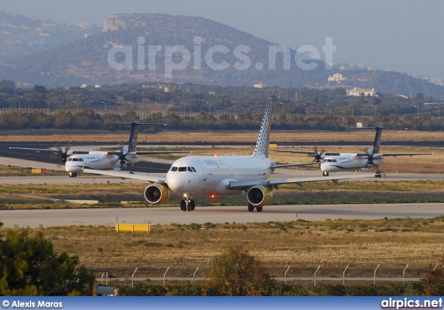 EC-LLJ, Airbus A320-200, Vueling