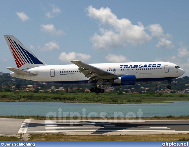 EI-CZD, Boeing 767-200ER, Transaero