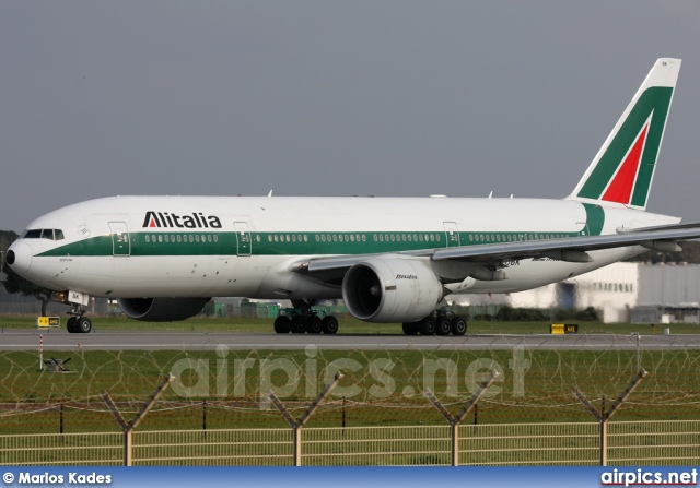 EI-DBK, Boeing 777-200ER, Alitalia