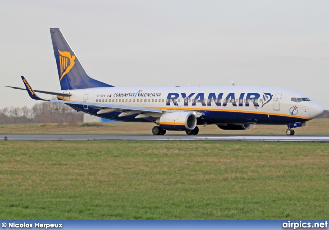 EI-DPS, Boeing 737-800, Ryanair