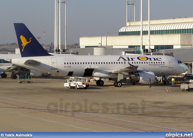 EI-DSA, Airbus A320-200, Air One