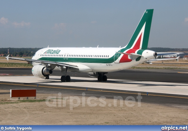 EI-DTJ, Airbus A320-200, Alitalia