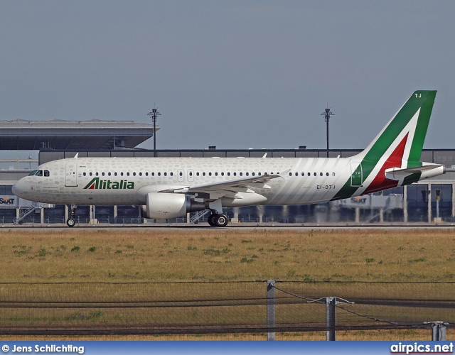 EI-DTJ, Airbus A320-200, Alitalia