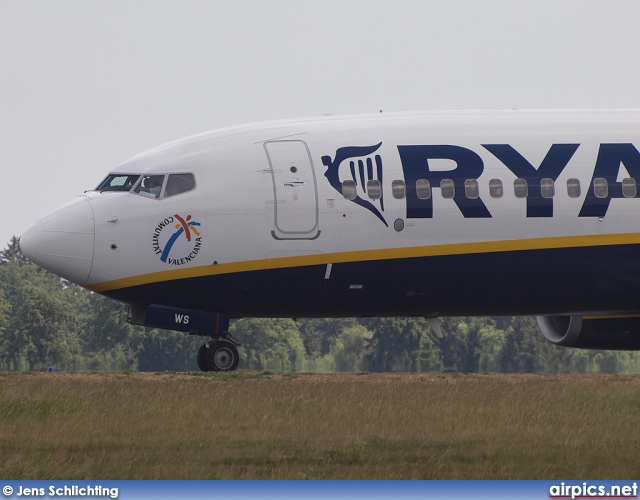 EI-DWS, Boeing 737-800, Ryanair