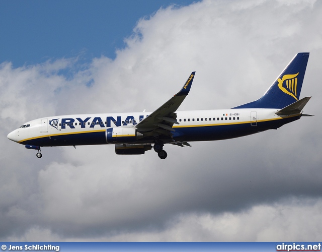 EI-EBI, Boeing 737-800, Ryanair