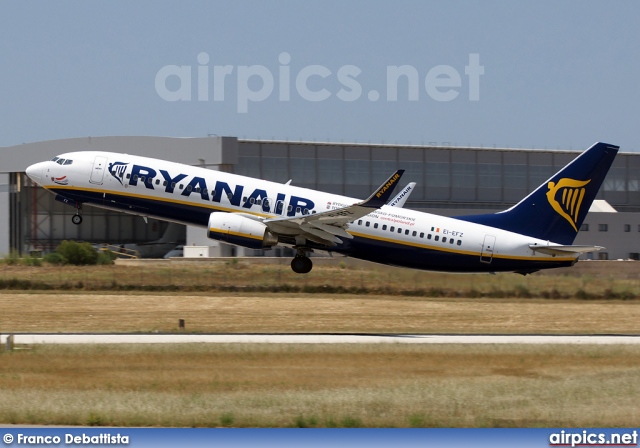 EI-EFZ, Boeing 737-800, Ryanair