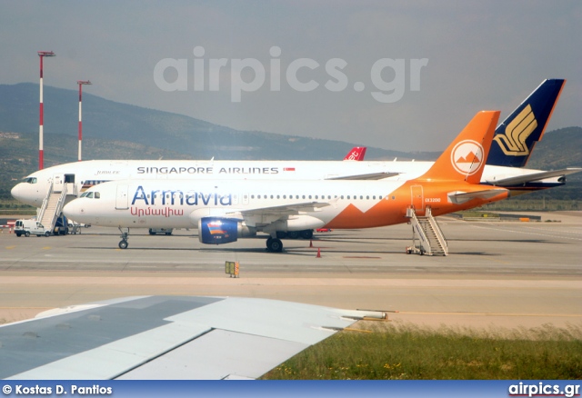 EK32010, Airbus A320-200, Armavia