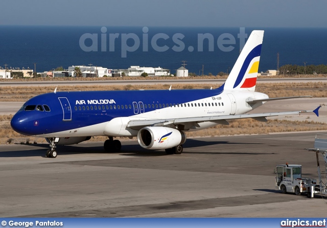 ER-AXP, Airbus A320-200, Air Moldova