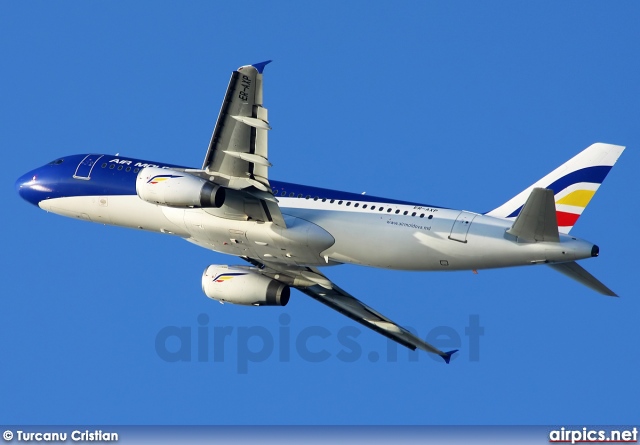 ER-AXP, Airbus A320-200, Air Moldova