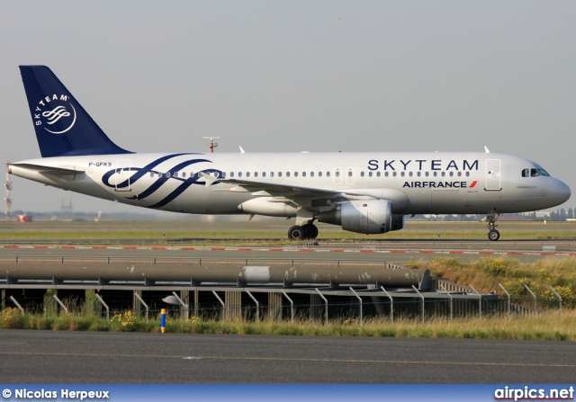 F-GFKS, Airbus A320-200, Air France