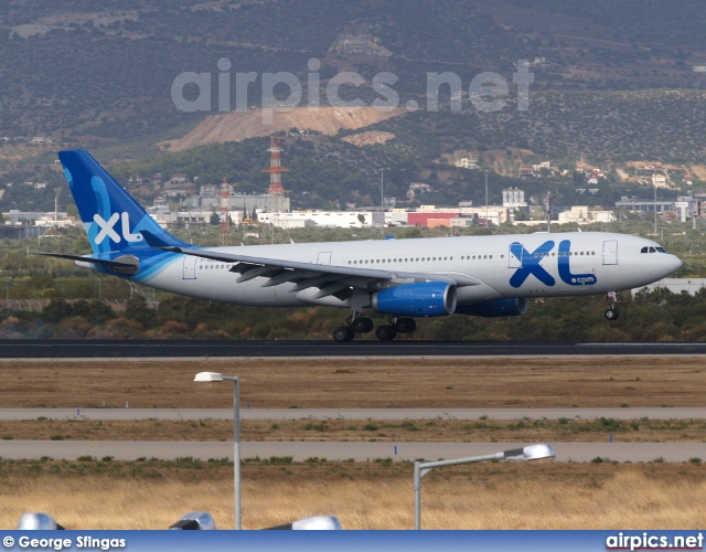 F-GSEU, Airbus A330-200, XL Airways France