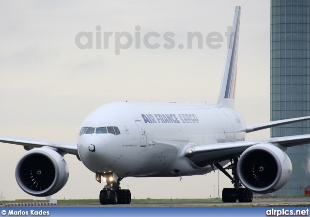 F-GUOB, Boeing 777F, Air France