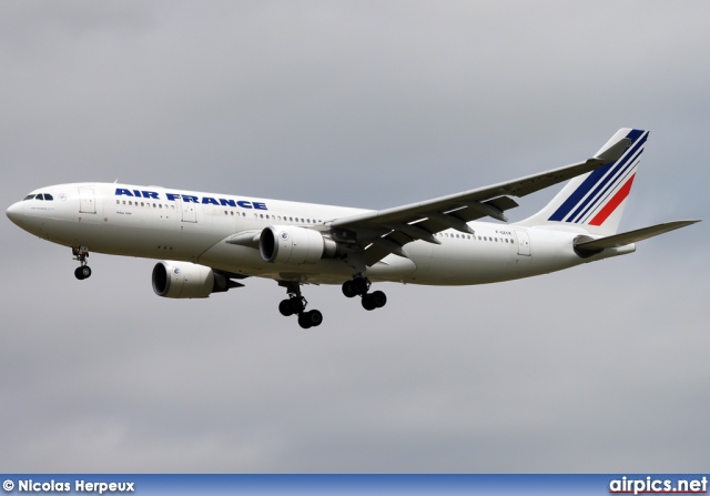 F-GZCK, Airbus A330-200, Air France