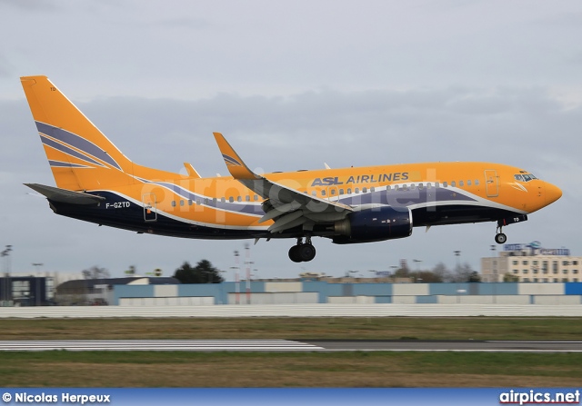 F-GZTD, Boeing 737-700, ASL Airlines France