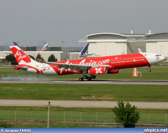 F-WWCM, Airbus A330-300, AirAsia X