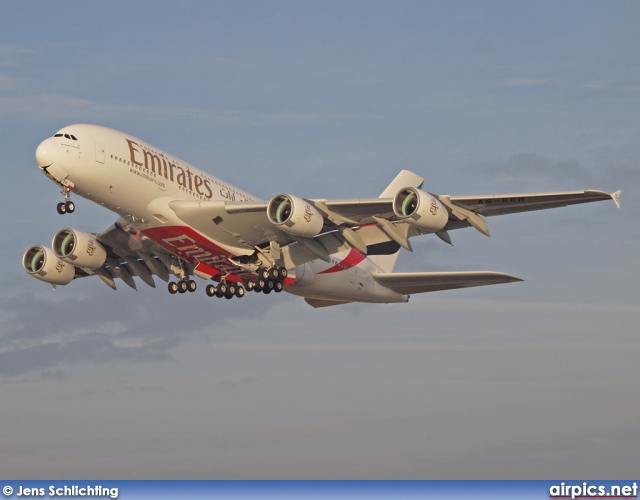 F-WWSB, Airbus A380-800, Emirates