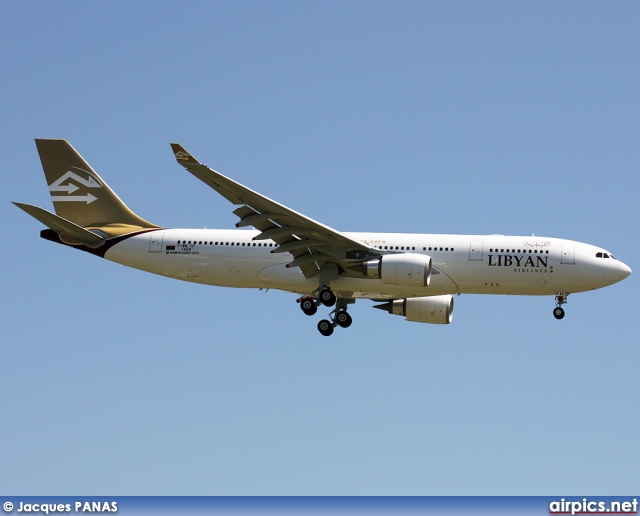 F-WWTP, Airbus A330-300, Libyan Airlines