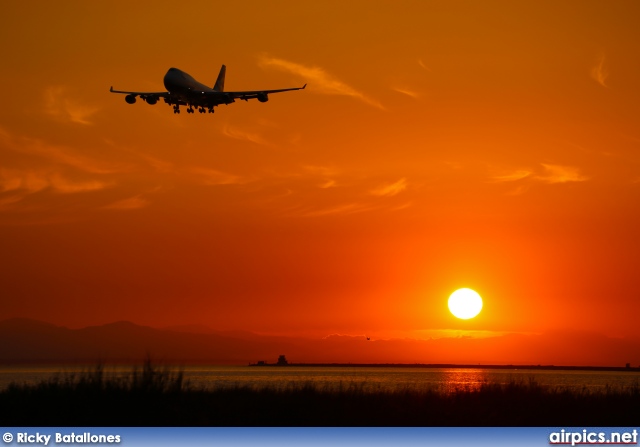 G-BNLZ, Boeing 747-400, British Airways