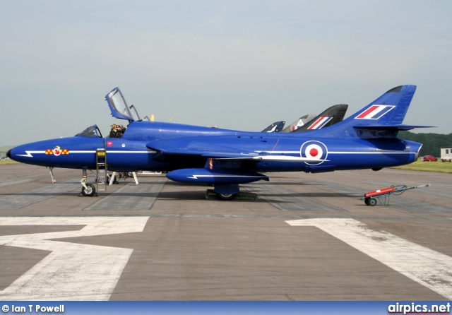 G-BXKF, Hawker Hunter T.7, Private