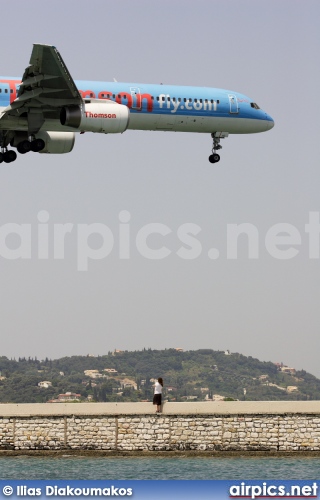 G-BYAD, Boeing 757-200, Thomsonfly