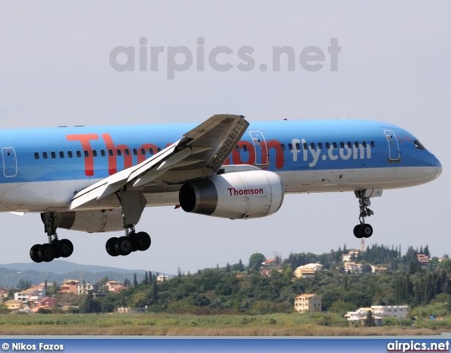 G-BYAI, Boeing 757-200, Thomsonfly